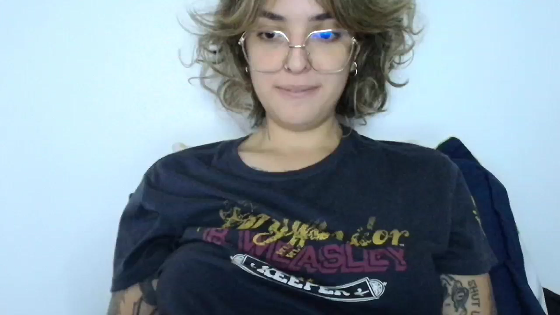 Gallery image thumbnail from RiversideCA's myfreecams stream on, 06/28/2024, 17:51 image 7 of 20