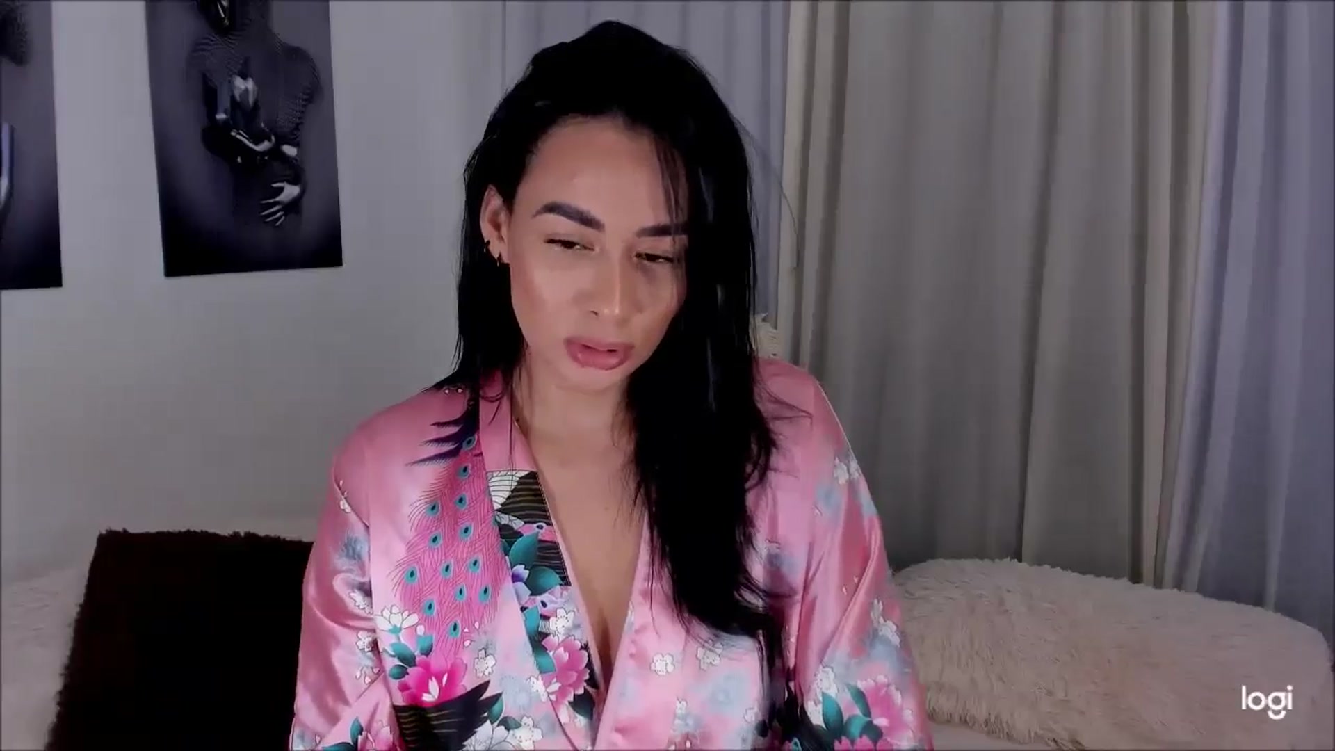 Gallery image thumbnail from Rnata_Gomezz's myfreecams stream on, 11/21/2024, 06:59 image 3 of 20