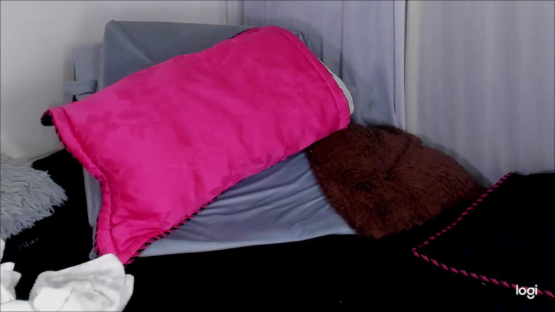 Gallery image thumbnail from Rnata_Gomezz's myfreecams stream on, 01/21/2025, 06:48 image 17 of 20