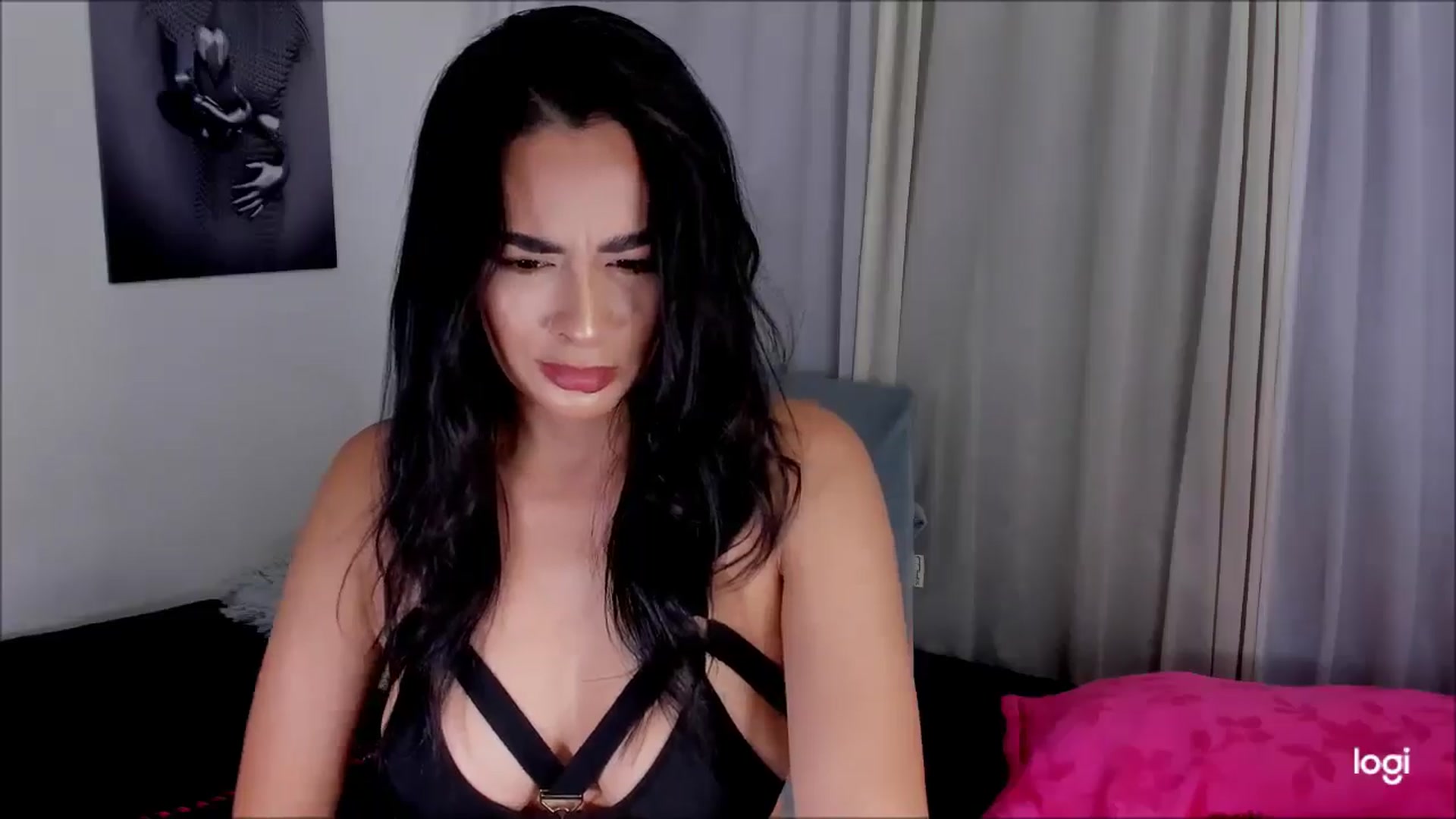 Gallery image thumbnail from Rnata_Gomezz's myfreecams stream on, 01/28/2025, 06:42 image 10 of 20