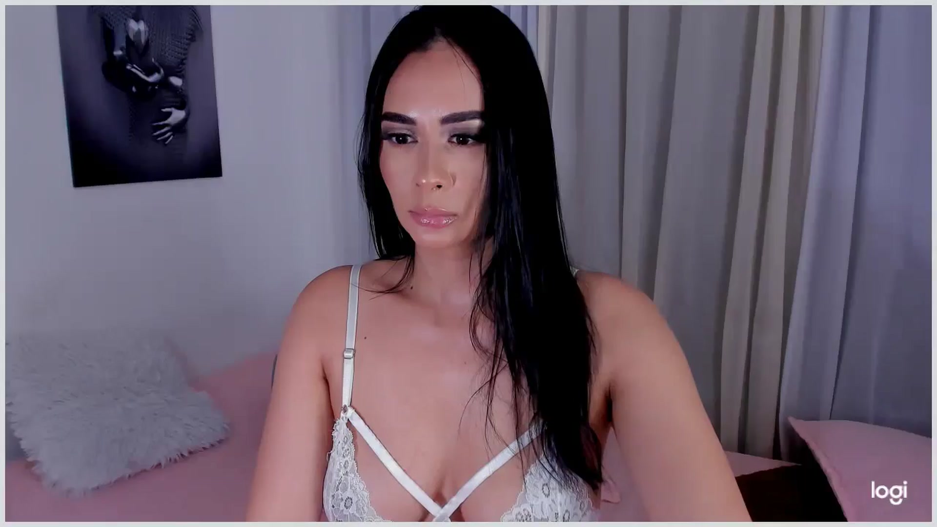 Gallery image thumbnail from Rnata_Gomezz's myfreecams stream on, 07/17/2025, 06:57 image 5 of 20