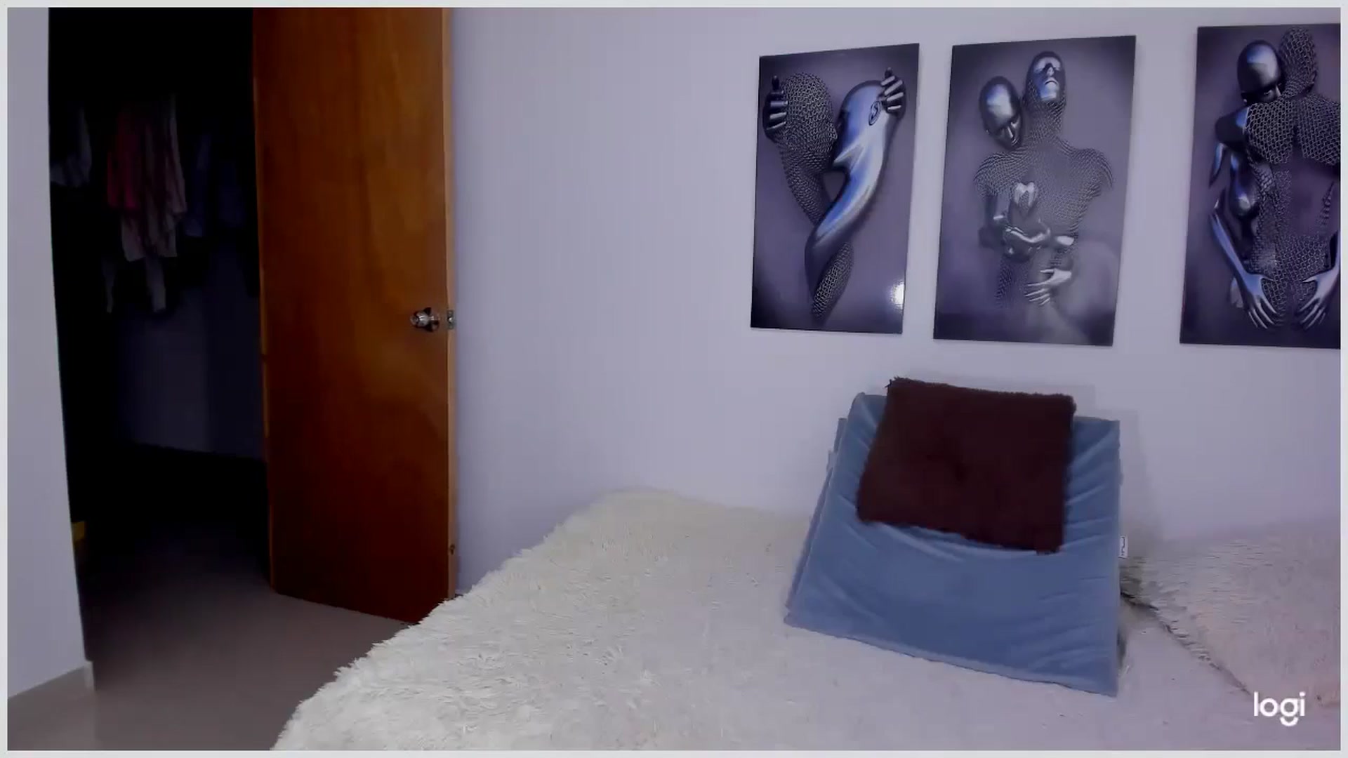 Gallery image thumbnail from Rnata_Gomezz's myfreecams stream on, 03/17/2026, 04:37 image 14 of 20