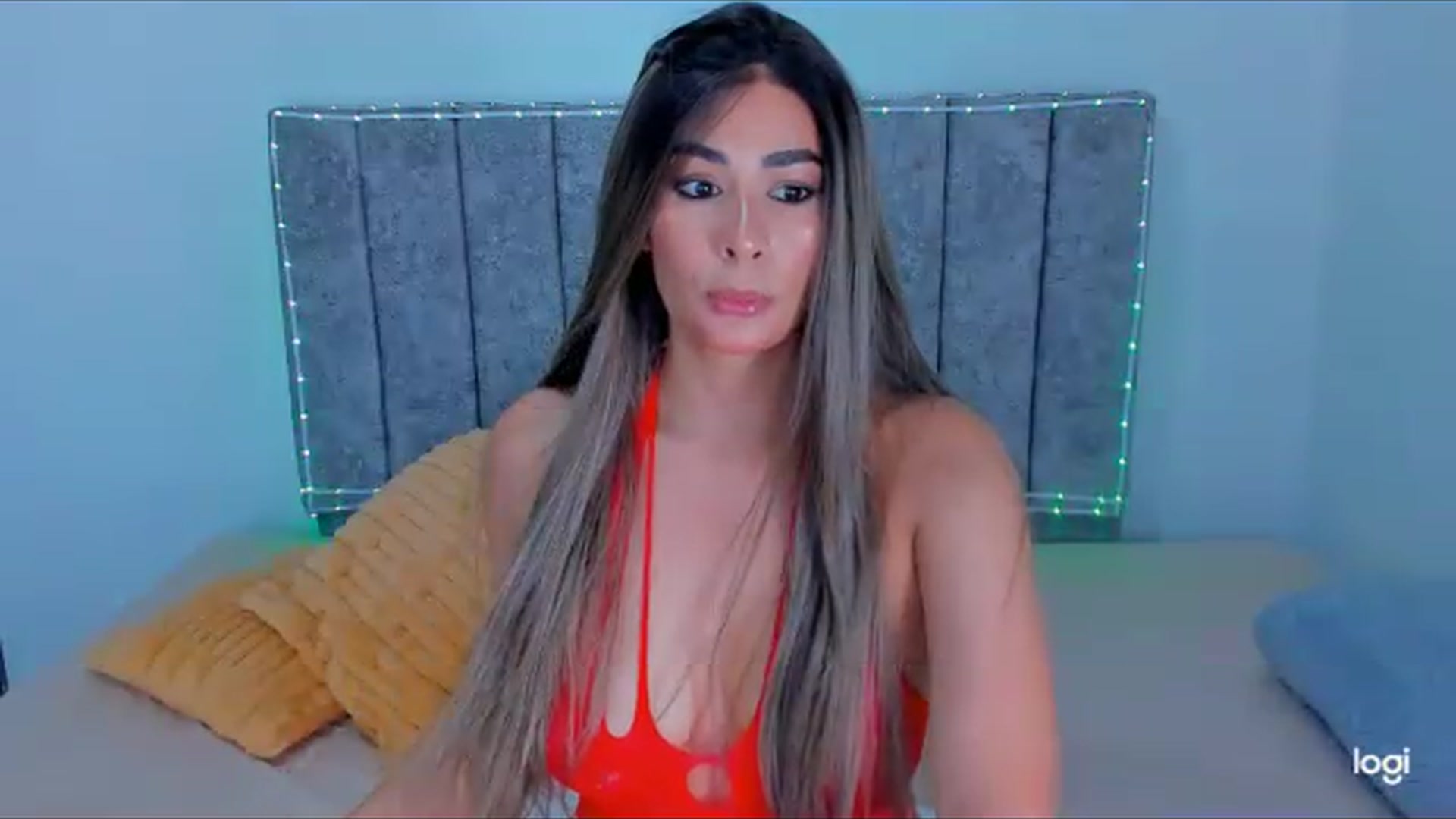 Gallery image thumbnail from Rnata_Gomezz's myfreecams stream on, 07/31/2026, 04:37 image 17 of 20