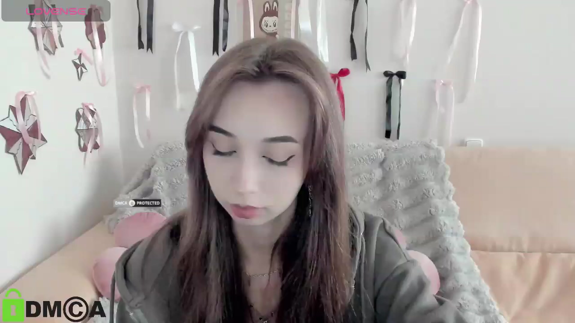 Gallery image thumbnail from RobertaEspert's myfreecams stream on, 08/25/2026, 08:04 image 6 of 20