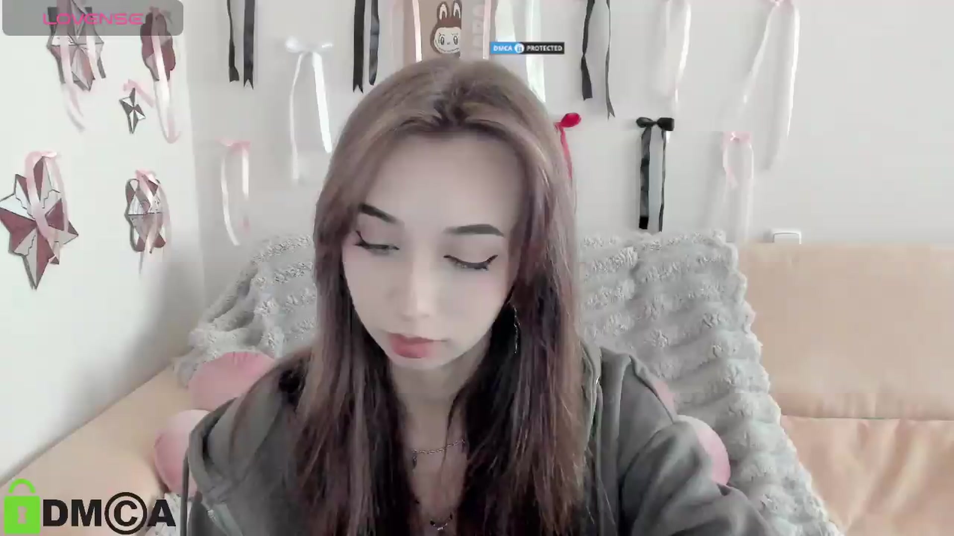 Gallery image thumbnail from RobertaEspert's myfreecams stream on, 08/25/2026, 08:04 image 10 of 20
