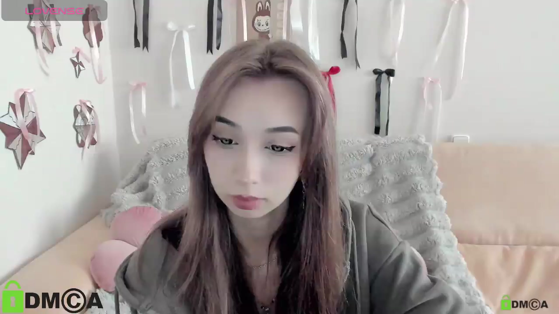 Gallery image thumbnail from RobertaEspert's myfreecams stream on, 08/25/2026, 08:04 image 17 of 20