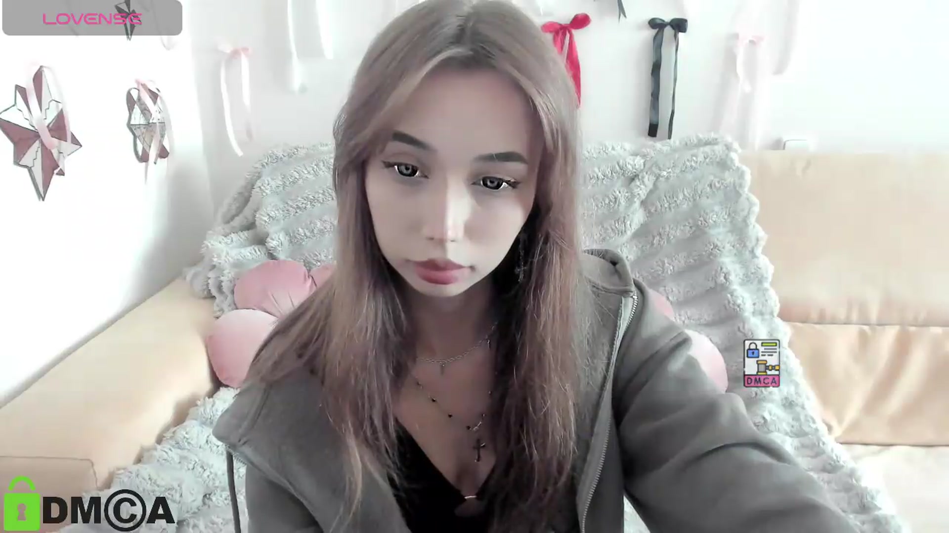 Gallery image thumbnail from RobertaEspert's myfreecams stream on, 08/25/2026, 09:02 image 17 of 20