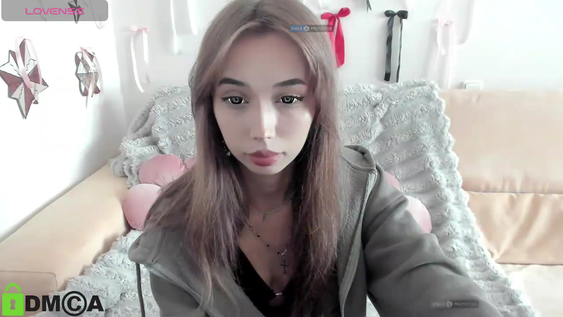 Gallery image thumbnail from RobertaEspert's myfreecams stream on, 08/25/2026, 09:02 image 9 of 20