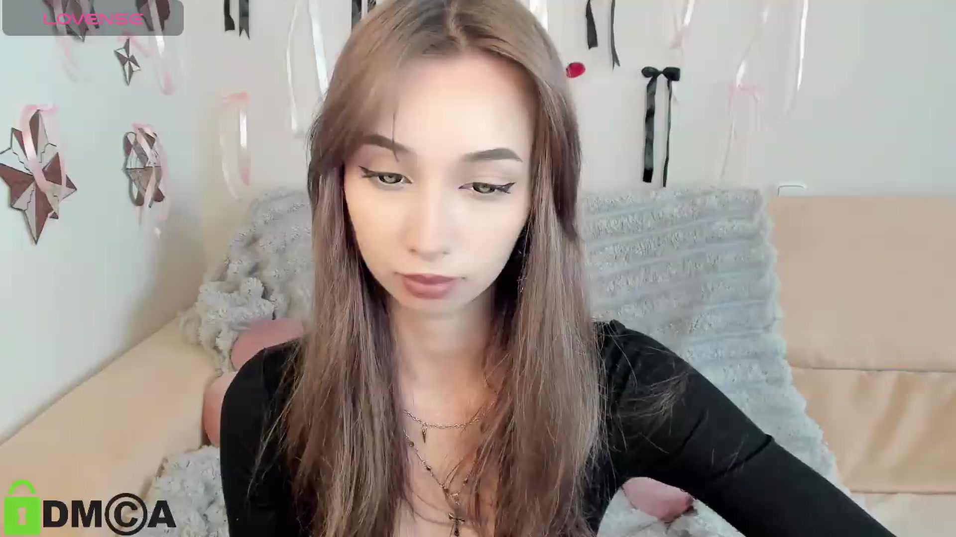 Gallery image thumbnail from RobertaEspert's myfreecams stream on, 08/25/2026, 12:30 image 14 of 20