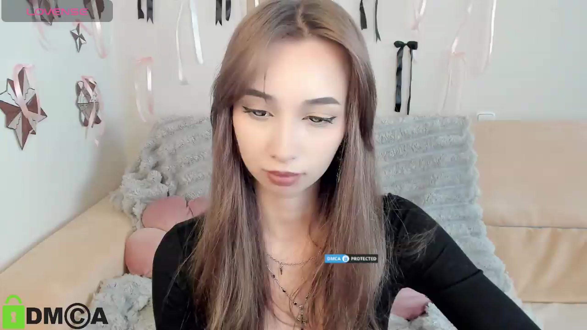 Gallery image thumbnail from RobertaEspert's myfreecams stream on, 08/25/2026, 12:30 image 19 of 20