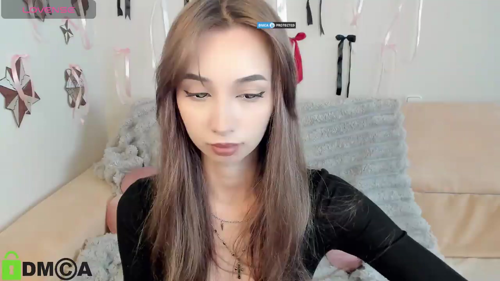 Gallery image thumbnail from RobertaEspert's myfreecams stream on, 08/25/2026, 12:30 image 12 of 20