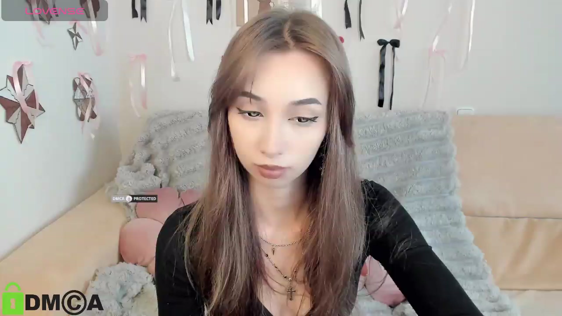 Gallery image thumbnail from RobertaEspert's myfreecams stream on, 08/25/2026, 12:30 image 6 of 20