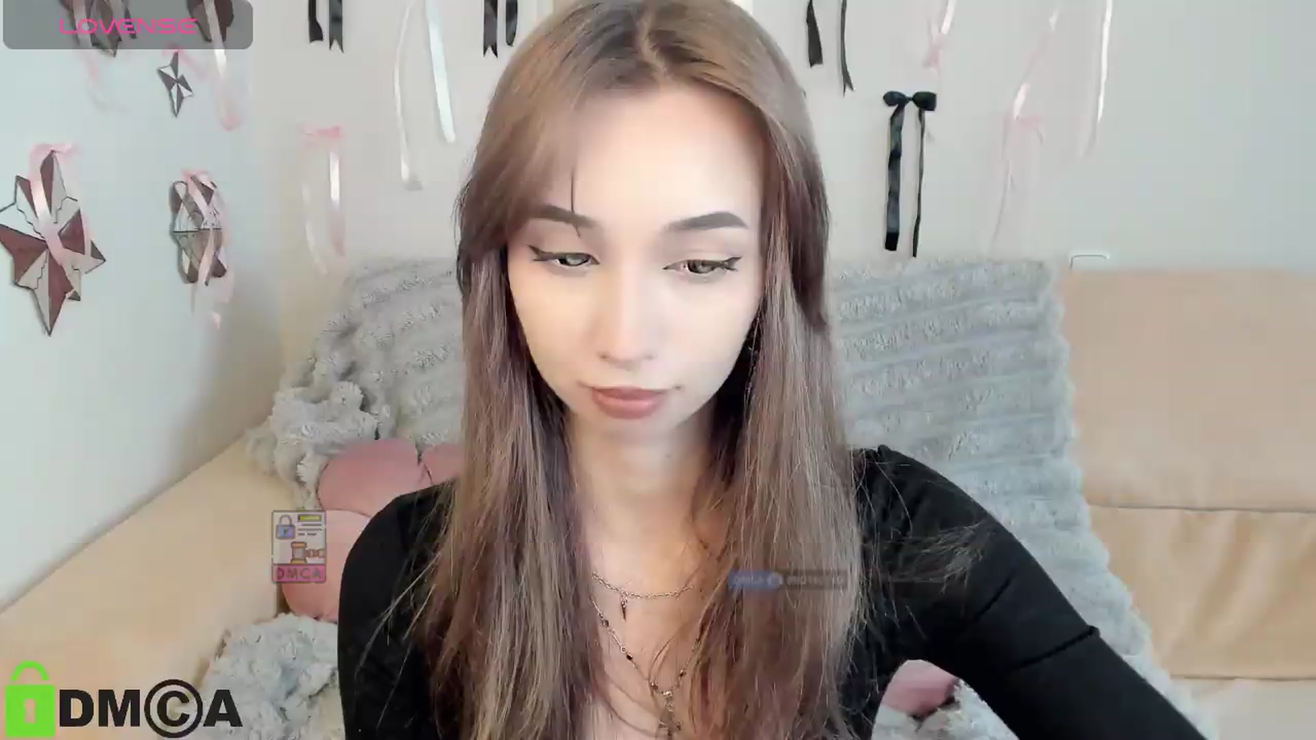Gallery image thumbnail from RobertaEspert's myfreecams stream on, 08/25/2026, 12:30 image 18 of 20