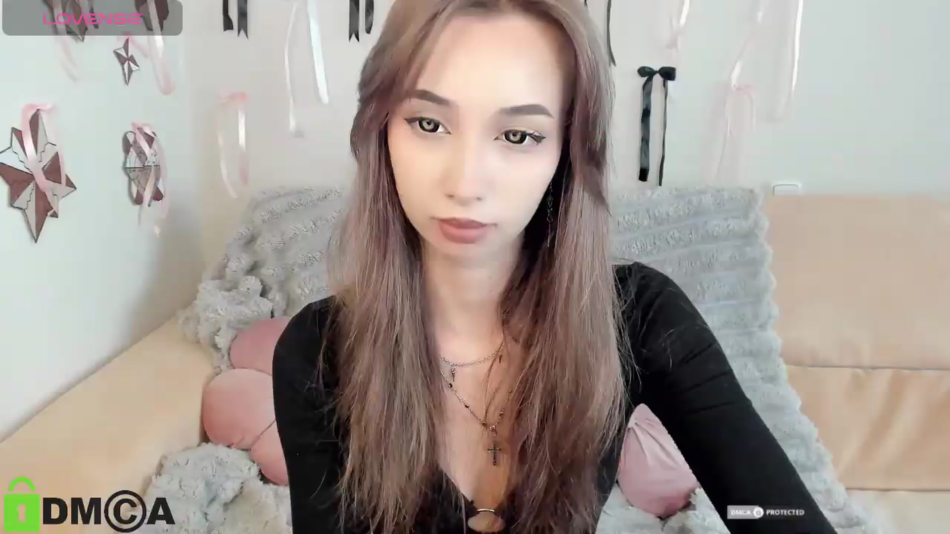 Gallery image thumbnail from RobertaEspert's myfreecams stream on, 08/25/2026, 12:59 image 2 of 20