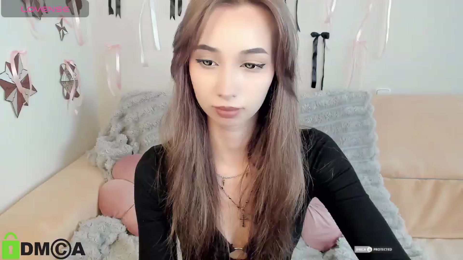 Gallery image thumbnail from RobertaEspert's myfreecams stream on, 08/25/2026, 12:59 image 4 of 20
