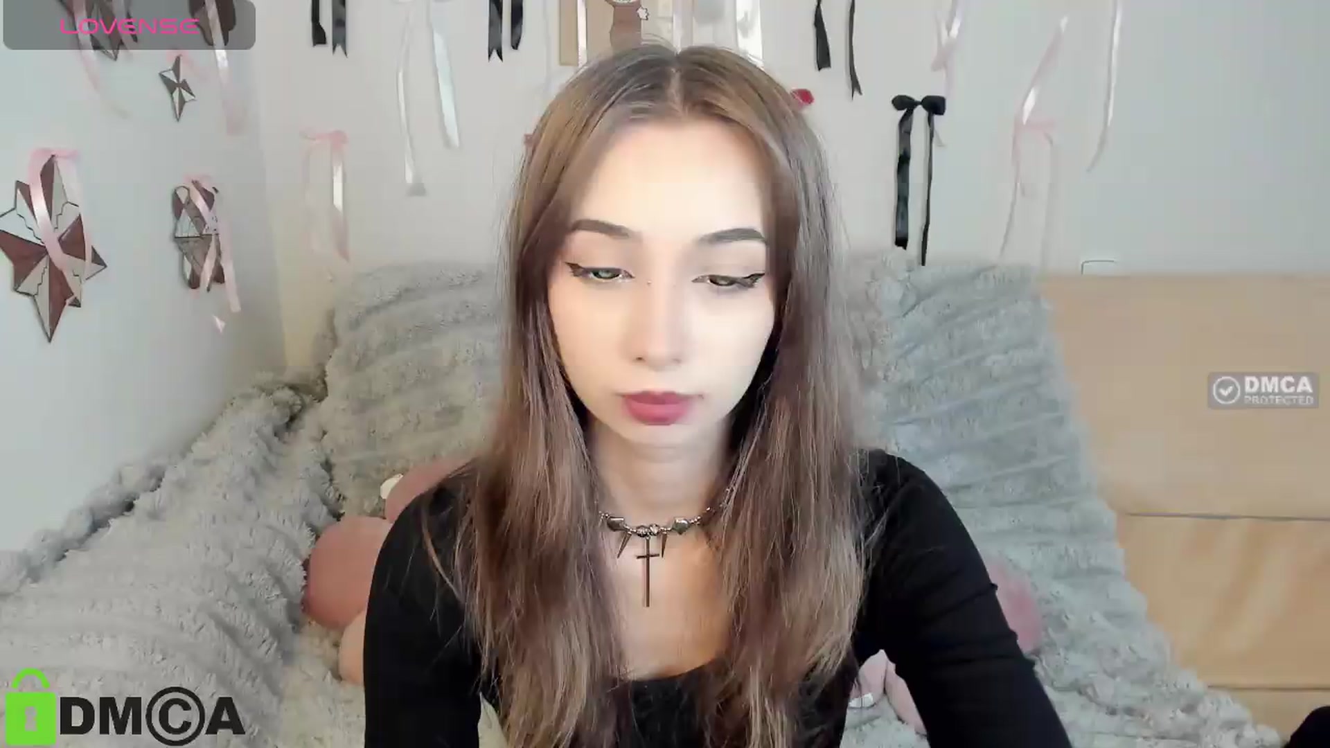Gallery image thumbnail from RobertaEspert's myfreecams stream on, 08/26/2026, 11:51 image 5 of 20