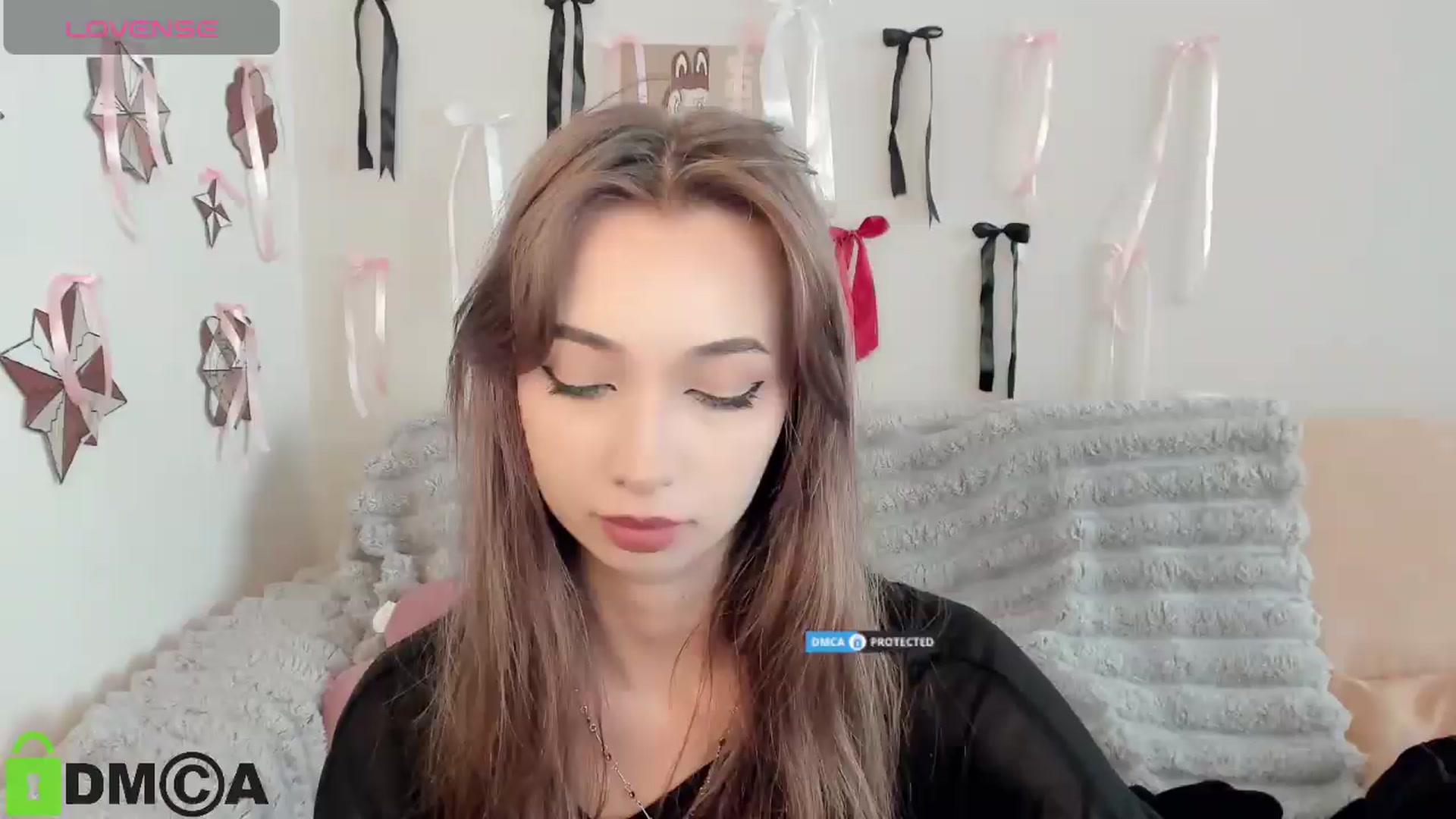 Gallery image thumbnail from RobertaEspert's myfreecams stream on, 08/28/2026, 12:57 image 2 of 20