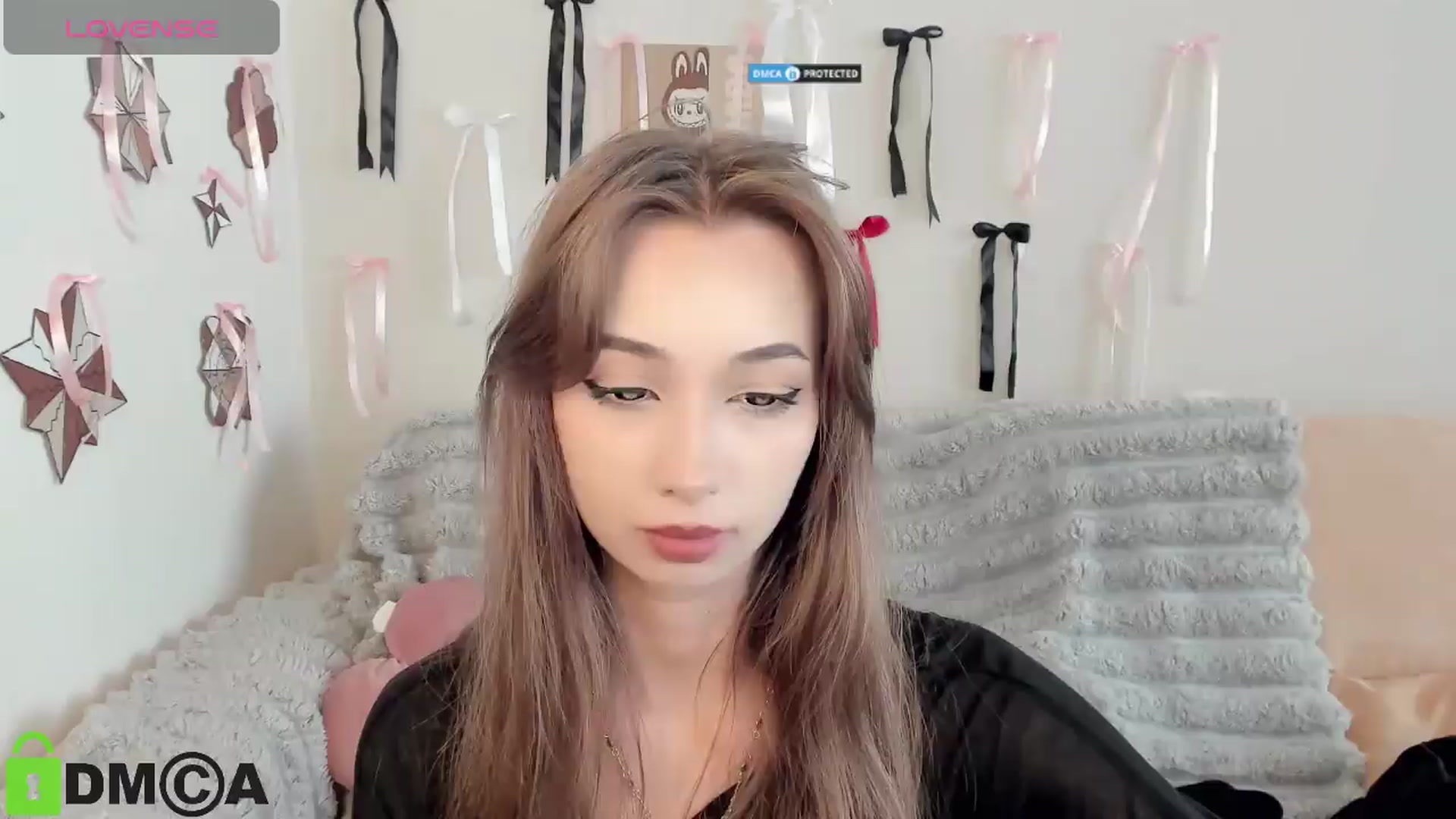 Gallery image thumbnail from RobertaEspert's myfreecams stream on, 08/28/2026, 12:57 image 4 of 20