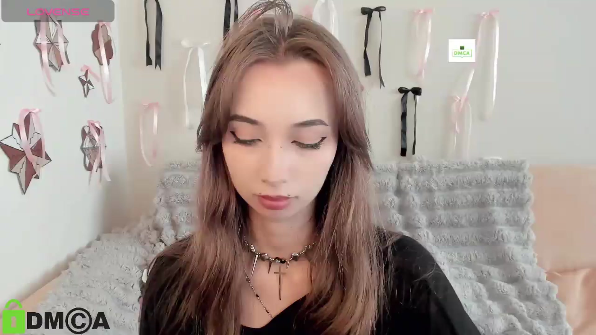 Gallery image thumbnail from RobertaEspert's myfreecams stream on, 08/31/2026, 12:43 image 10 of 20