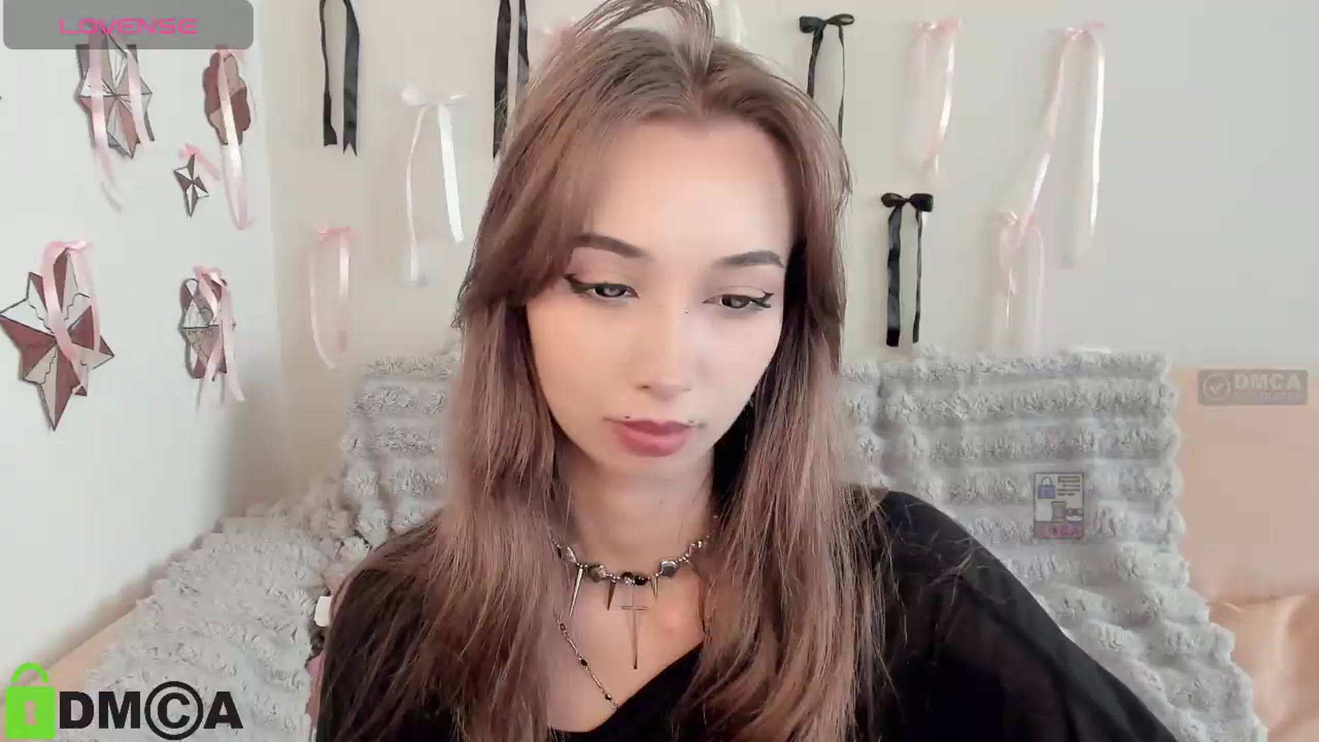 Gallery image thumbnail from RobertaEspert's myfreecams stream on, 08/31/2026, 12:43 image 7 of 20