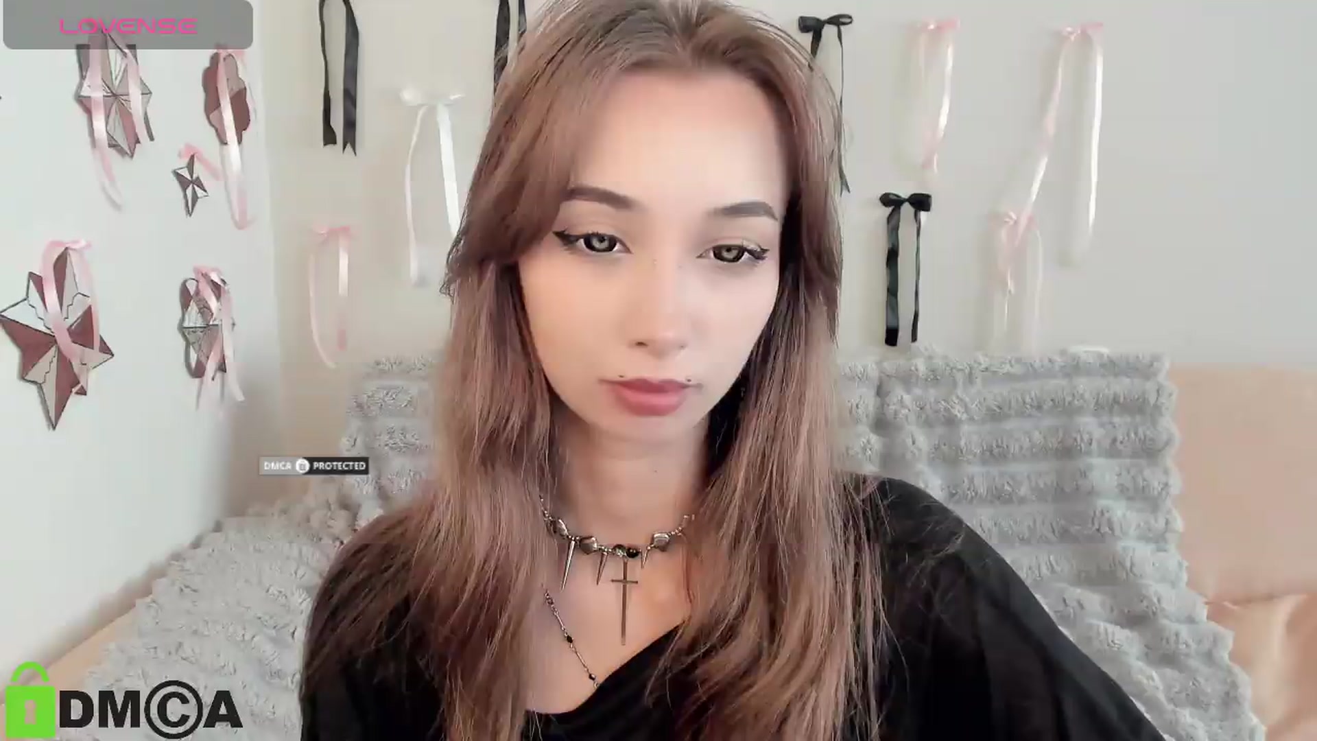 Gallery image thumbnail from RobertaEspert's myfreecams stream on, 08/31/2026, 12:43 image 1 of 20