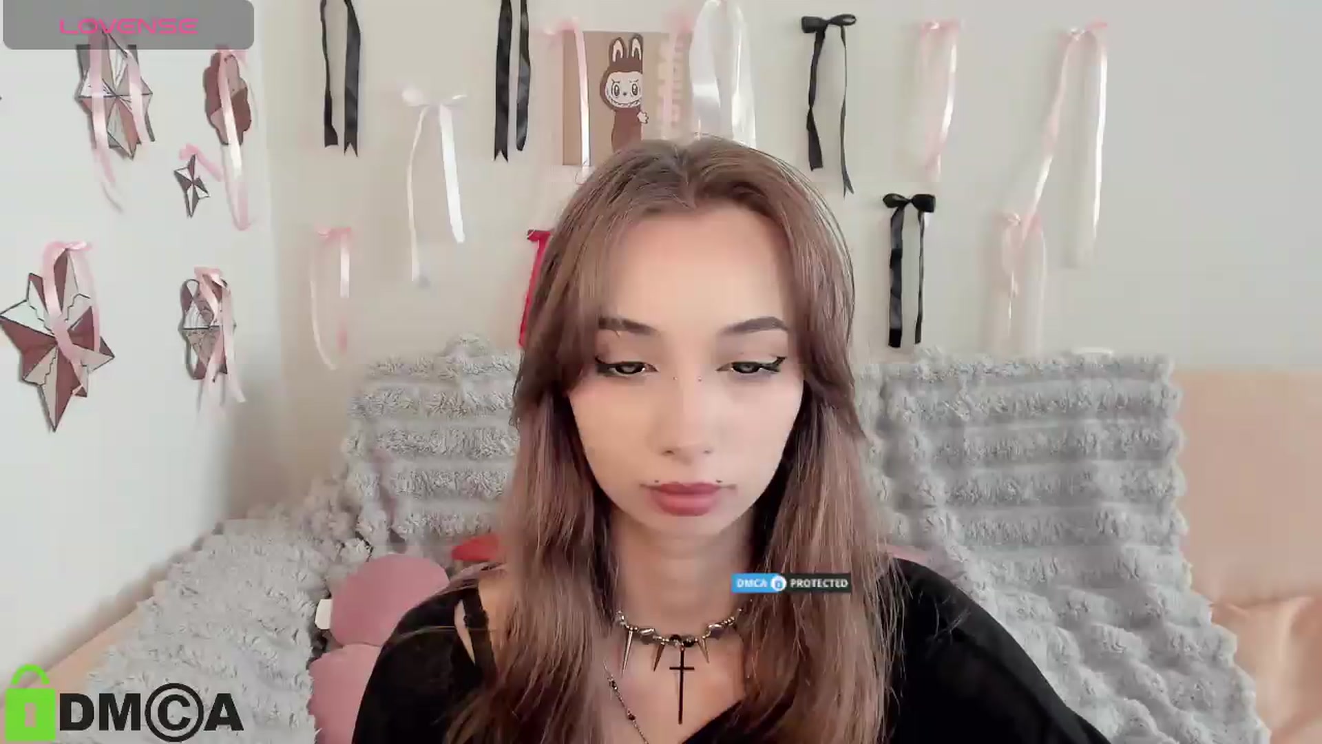 Gallery image thumbnail from RobertaEspert's myfreecams stream on, 08/31/2026, 12:43 image 18 of 20