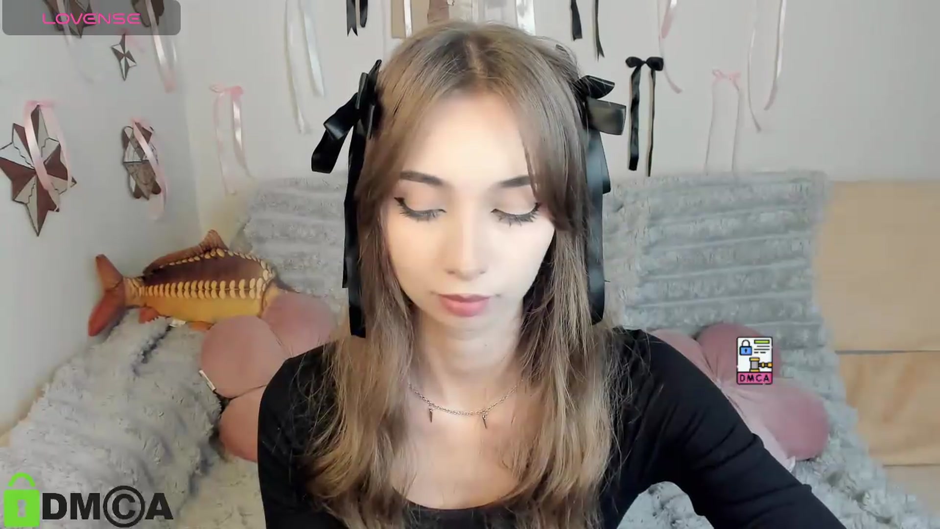 Gallery image thumbnail from RobertaEspert's myfreecams stream on, 09/10/2026, 10:35 image 15 of 20