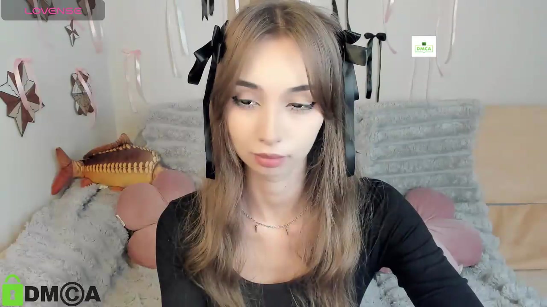 Gallery image thumbnail from RobertaEspert's myfreecams stream on, 09/10/2026, 10:35 image 7 of 20