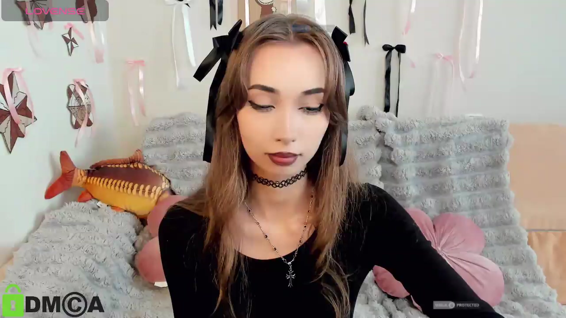 Gallery image thumbnail from RobertaEspert's myfreecams stream on, 09/14/2026, 11:52 image 15 of 20