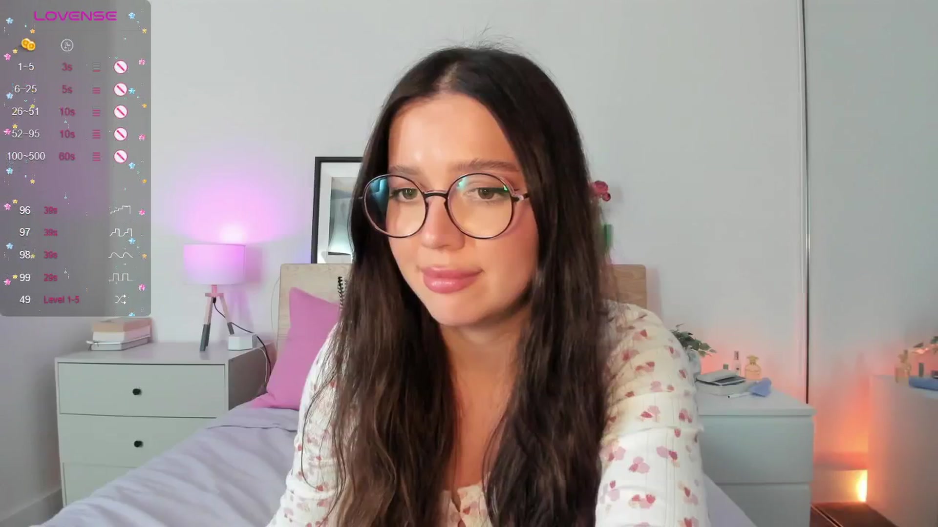 Gallery image thumbnail from Roberts's myfreecams stream on, 04/25/2024, 11:51 image 13 of 20
