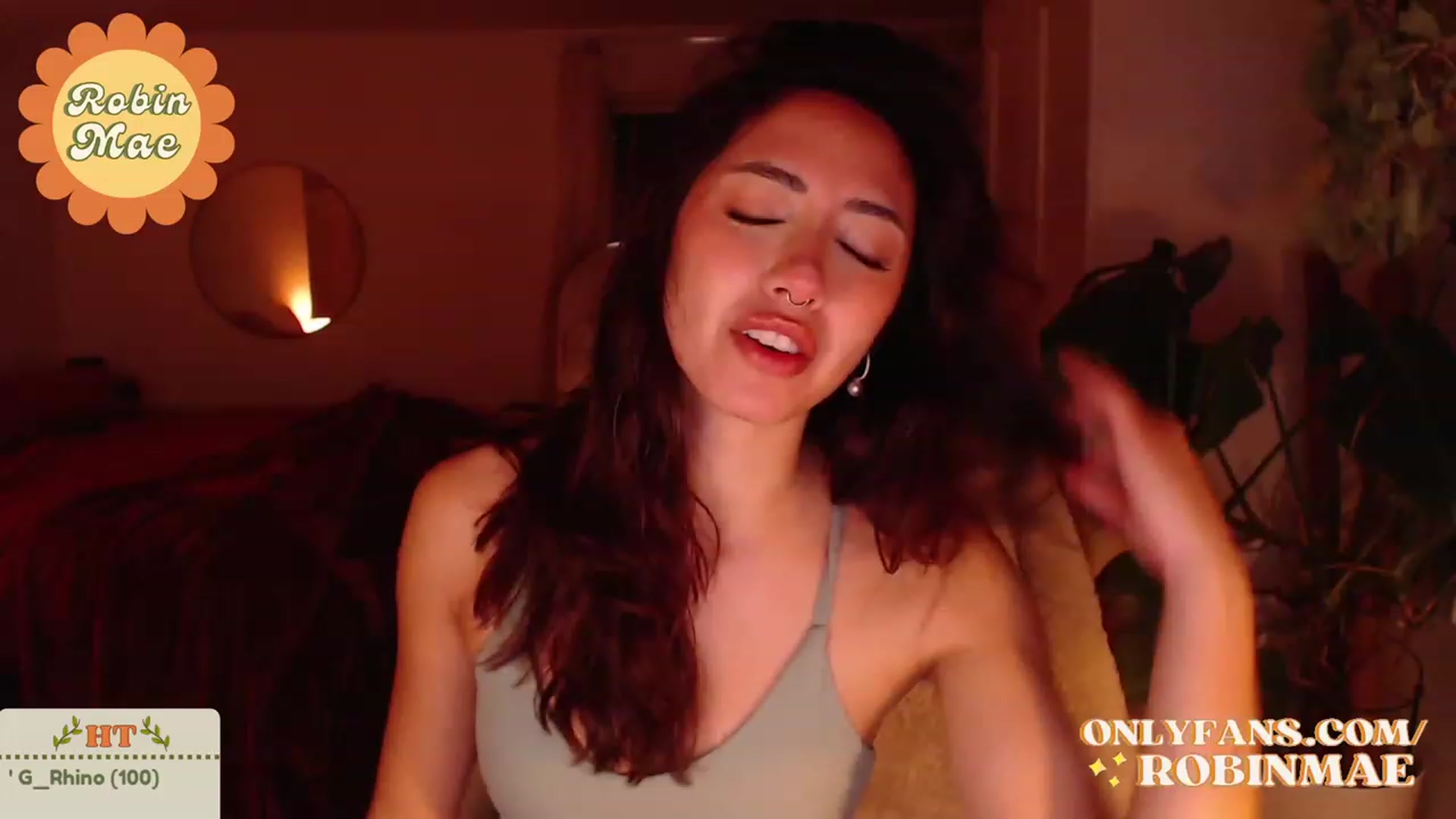 Gallery image thumbnail from RobinMae's myfreecams stream on, 11/15/2022, 06:32 image 9 of 20