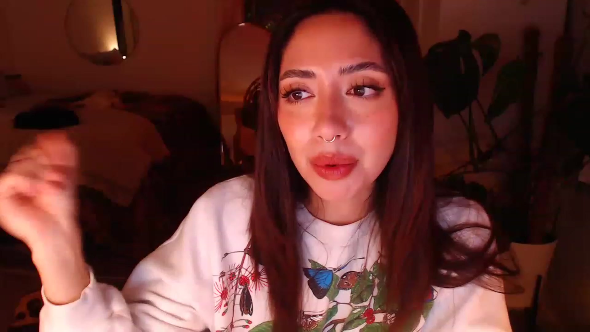 Gallery image thumbnail from RobinMae's myfreecams stream on, 11/22/2022, 05:54 image 6 of 20