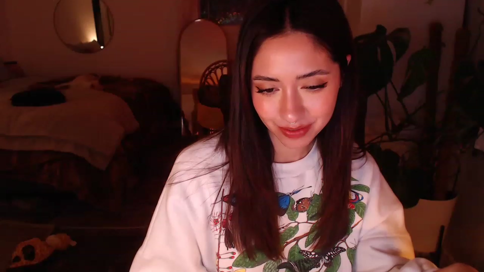Gallery image thumbnail from RobinMae's myfreecams stream on, 11/22/2022, 05:54 image 12 of 20