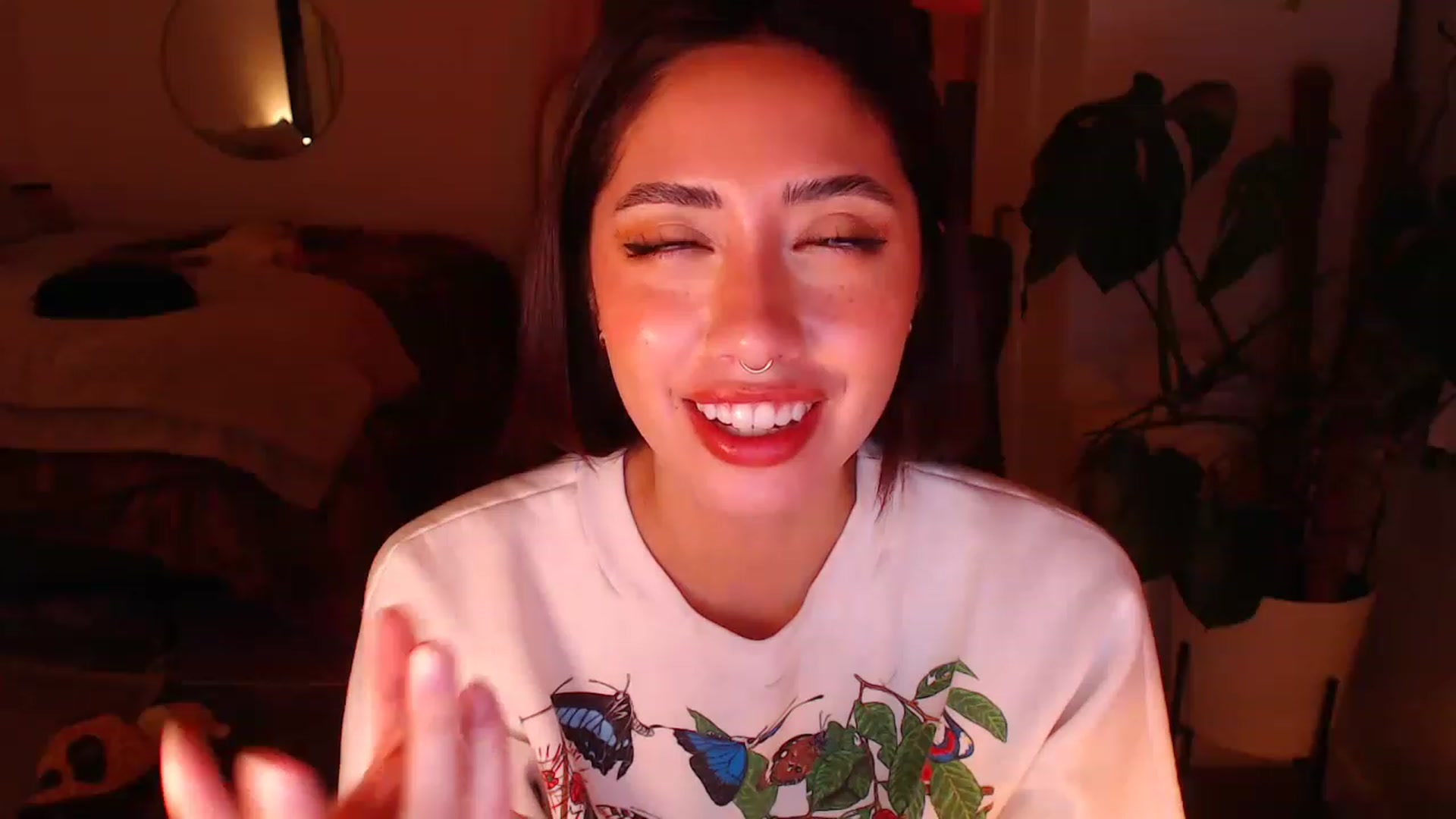 Gallery image thumbnail from RobinMae's myfreecams stream on, 11/22/2022, 05:54 image 4 of 20