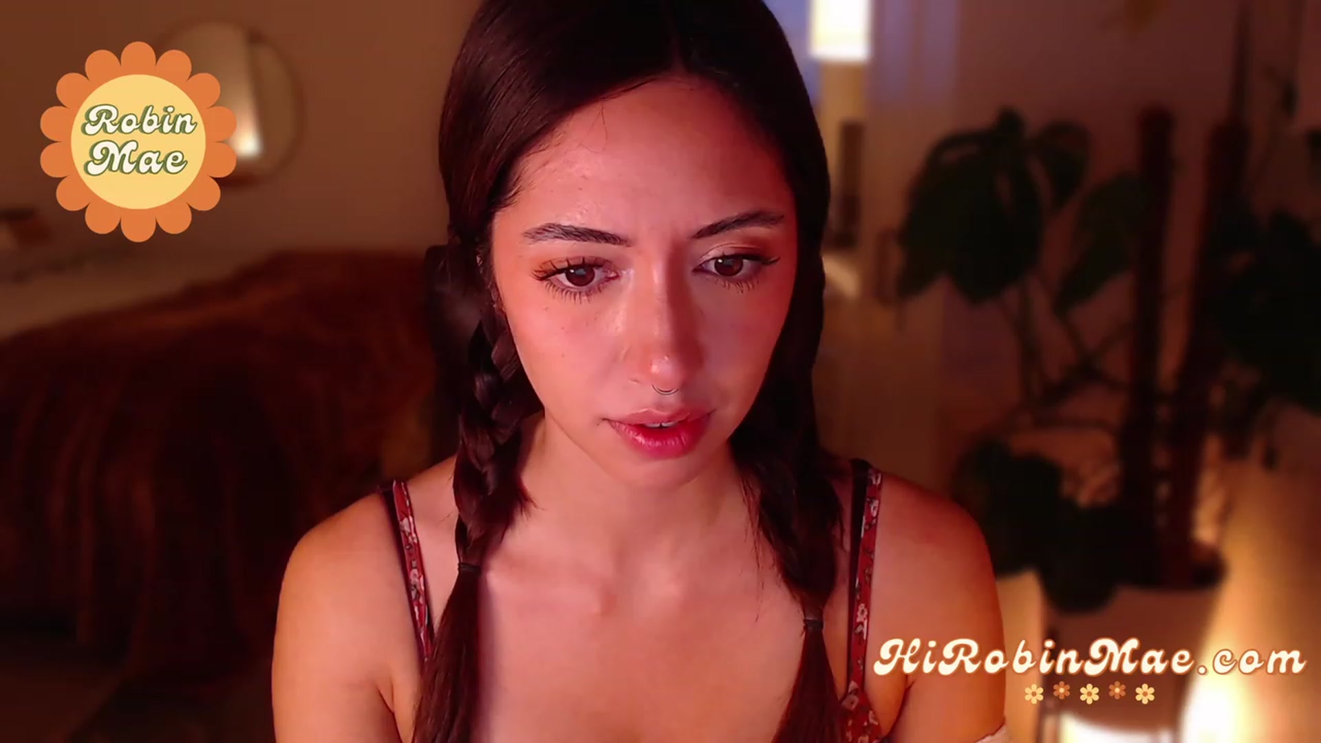 Gallery image thumbnail from RobinMae's myfreecams stream on, 11/24/2022, 01:05 image 10 of 20