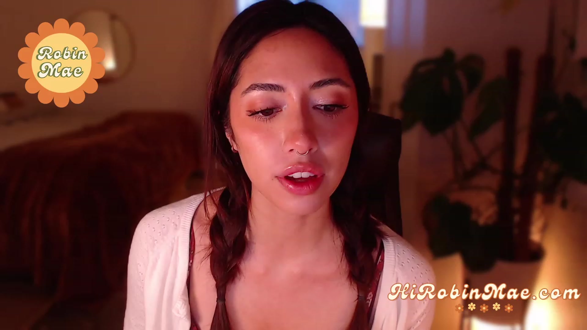 Gallery image thumbnail from RobinMae's myfreecams stream on, 11/24/2022, 01:05 image 6 of 20