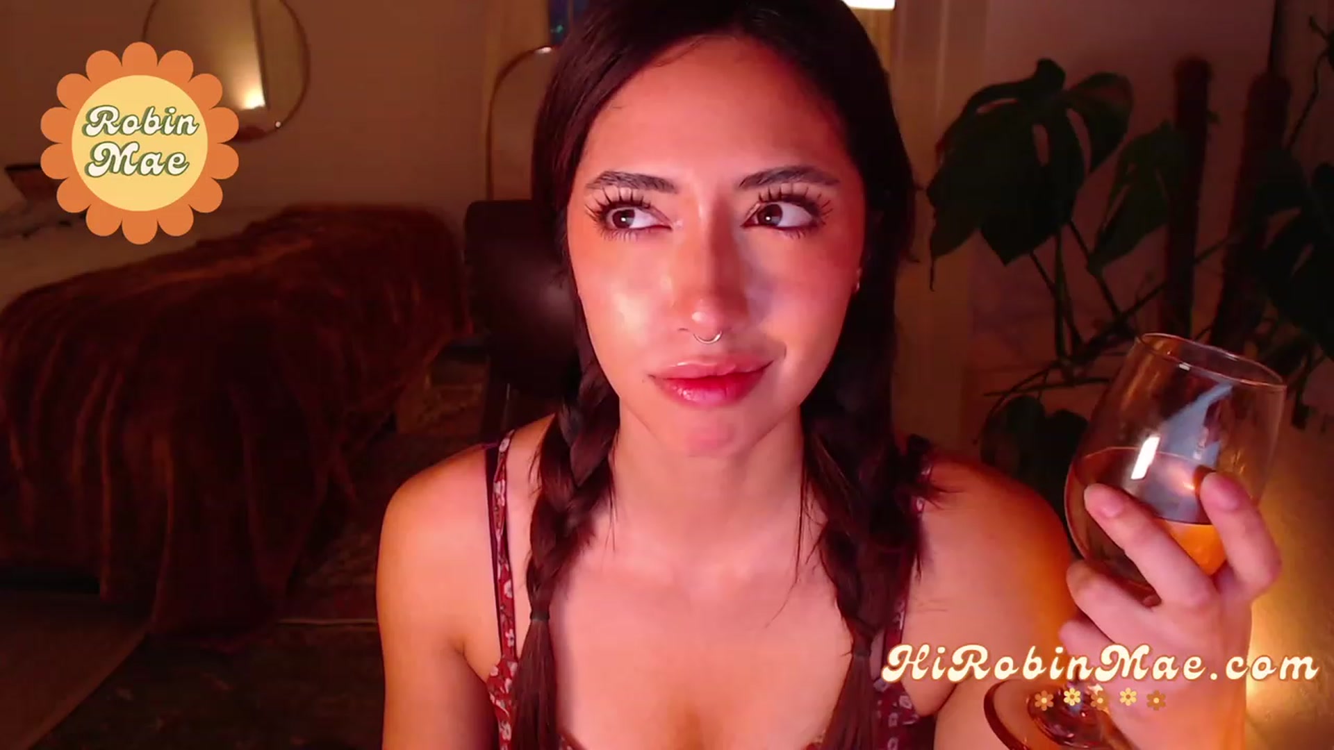 Gallery image thumbnail from RobinMae's myfreecams stream on, 11/24/2022, 01:05 image 19 of 20