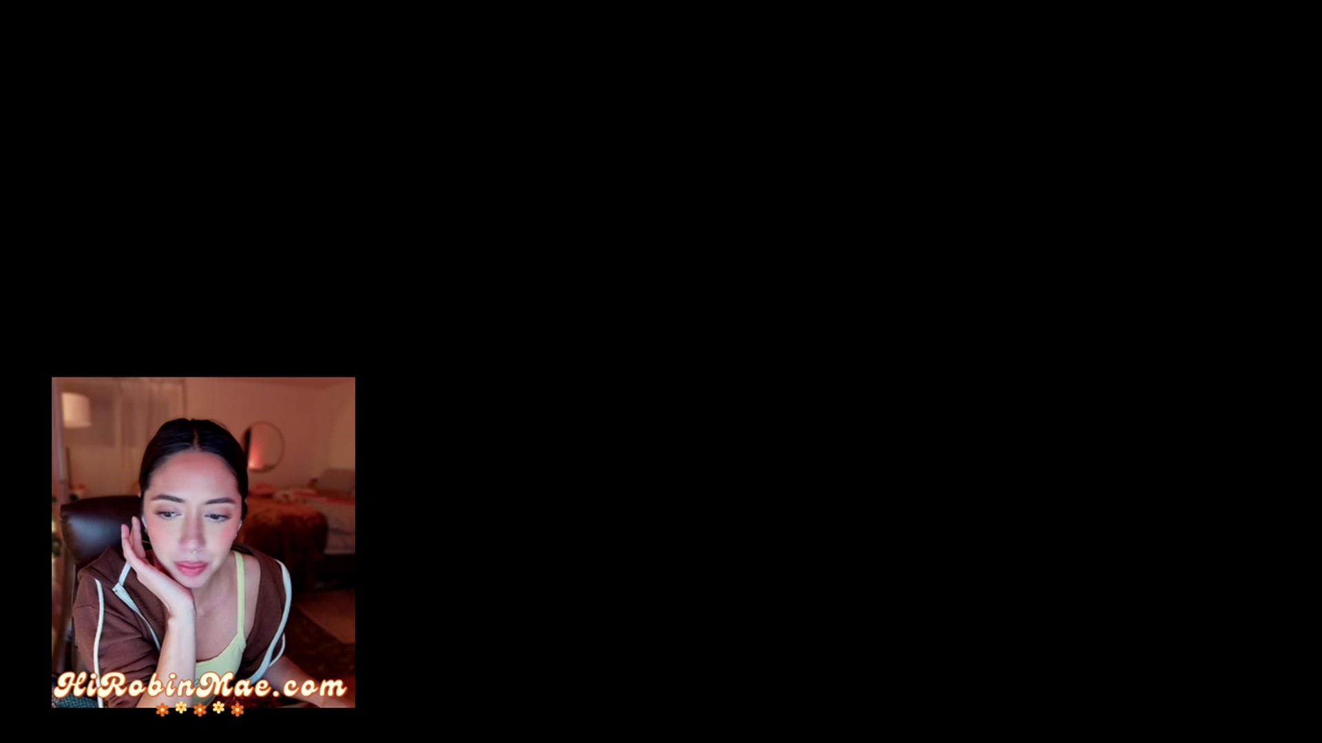 Gallery image thumbnail from RobinMae's myfreecams stream on, 12/07/2022, 03:00 image 14 of 20