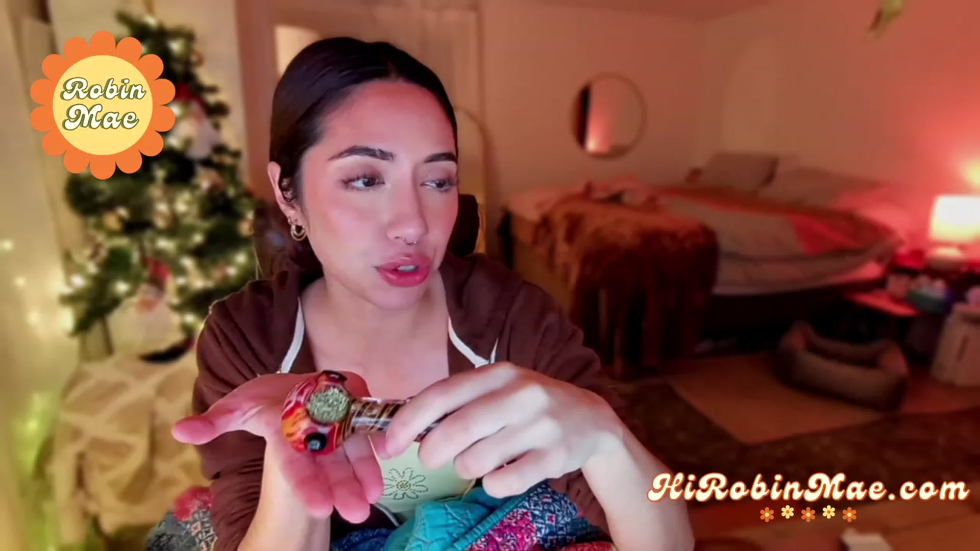 Gallery image thumbnail from RobinMae's myfreecams stream on, 12/07/2022, 03:00 image 5 of 20