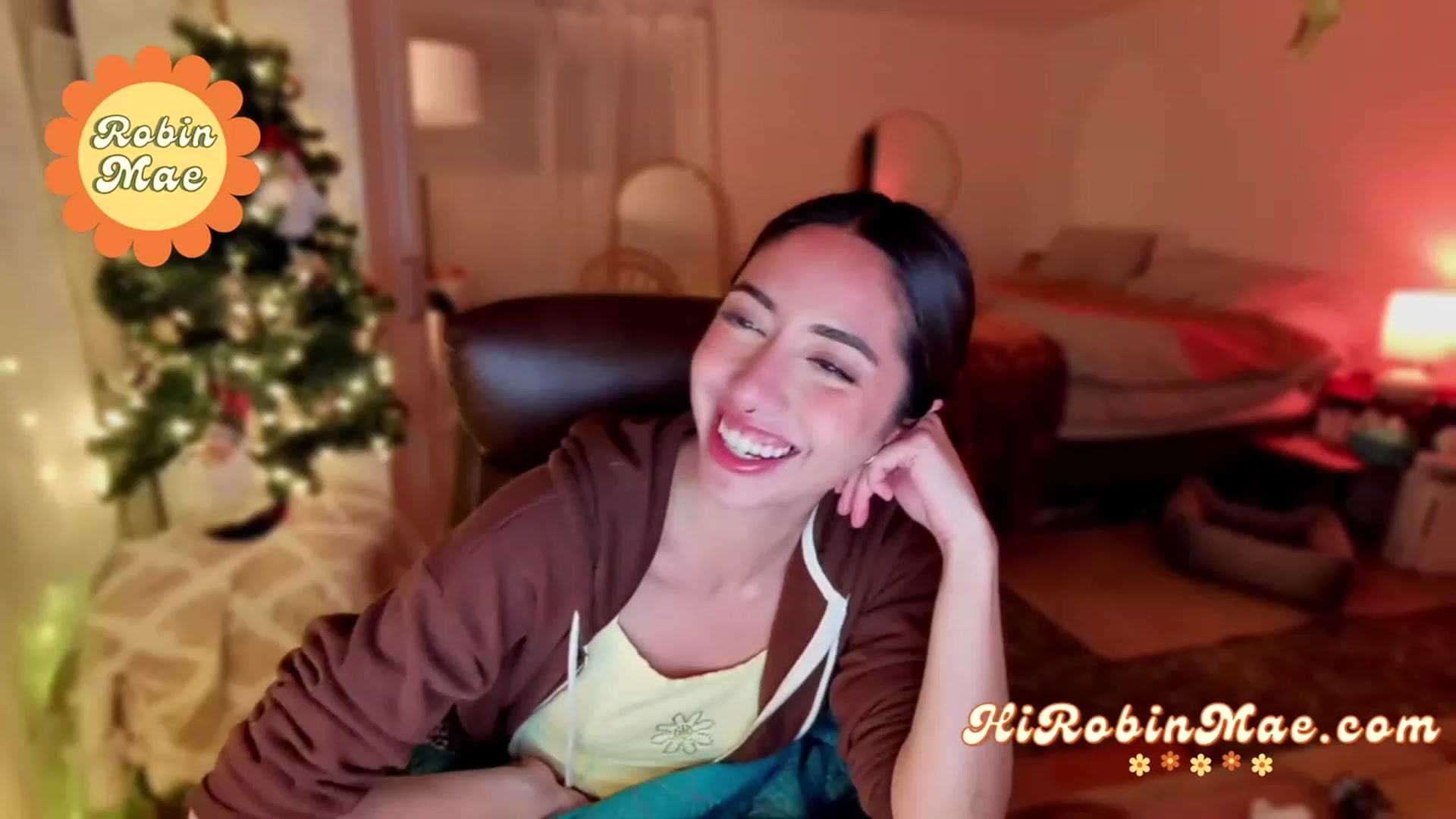 Gallery image thumbnail from RobinMae's myfreecams stream on, 12/07/2022, 03:20 image 14 of 20