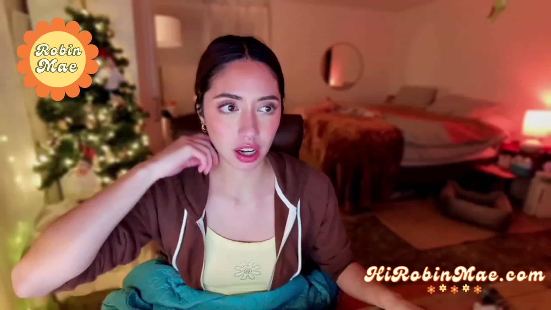 Gallery image thumbnail from RobinMae's myfreecams stream on, 12/07/2022, 03:20 image 13 of 20
