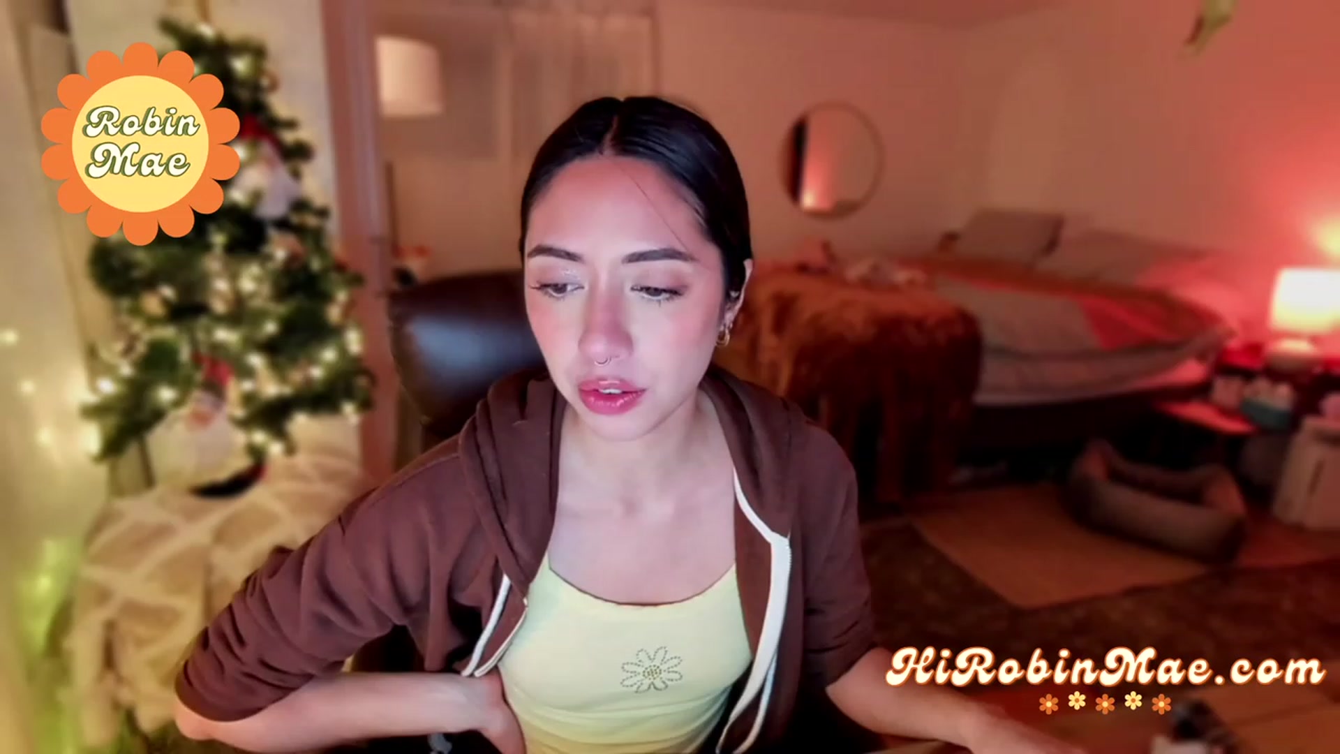 Gallery image thumbnail from RobinMae's myfreecams stream on, 12/07/2022, 03:20 image 6 of 20