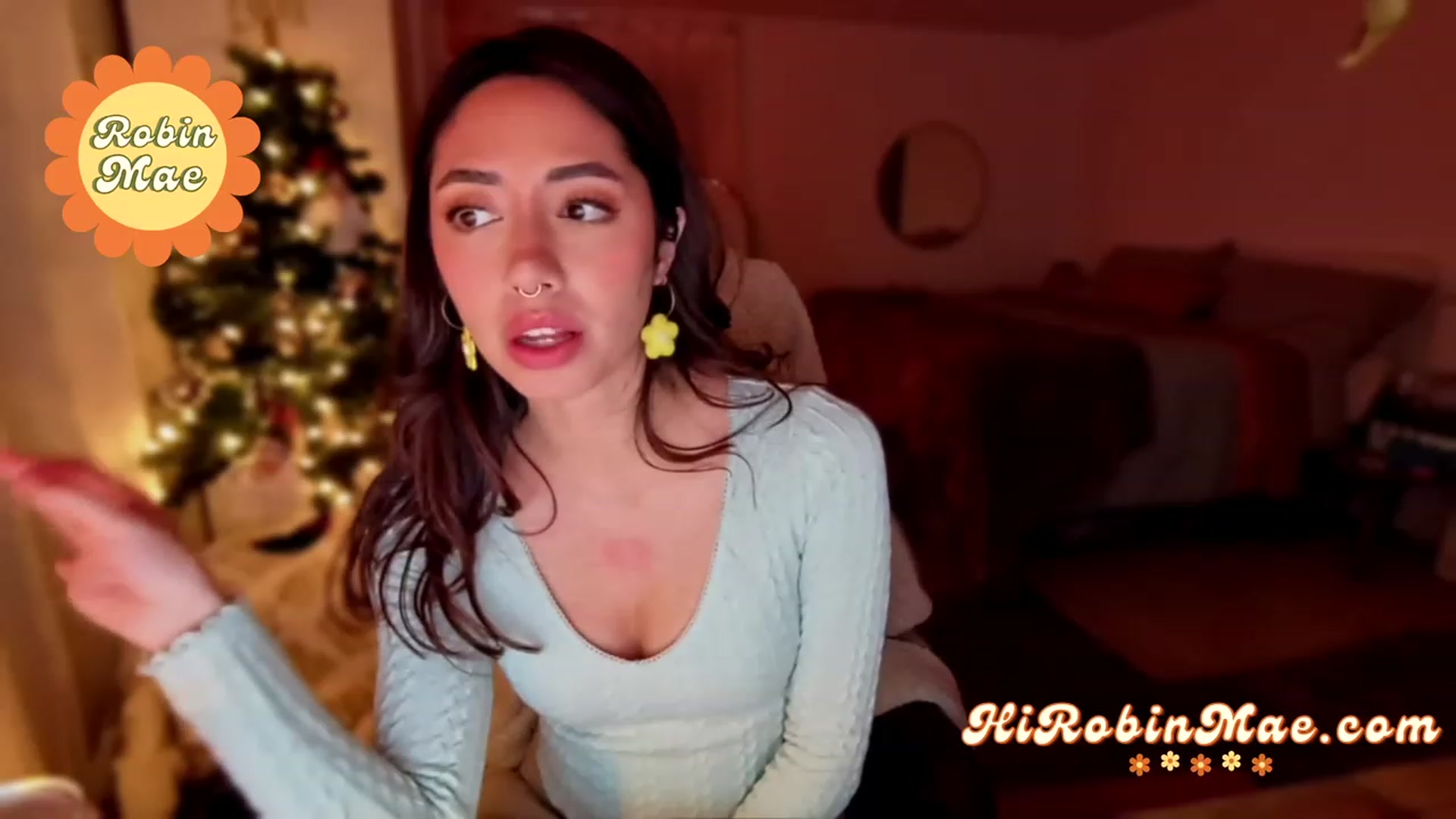 Gallery image thumbnail from RobinMae's myfreecams stream on, 12/10/2022, 05:31 image 12 of 20
