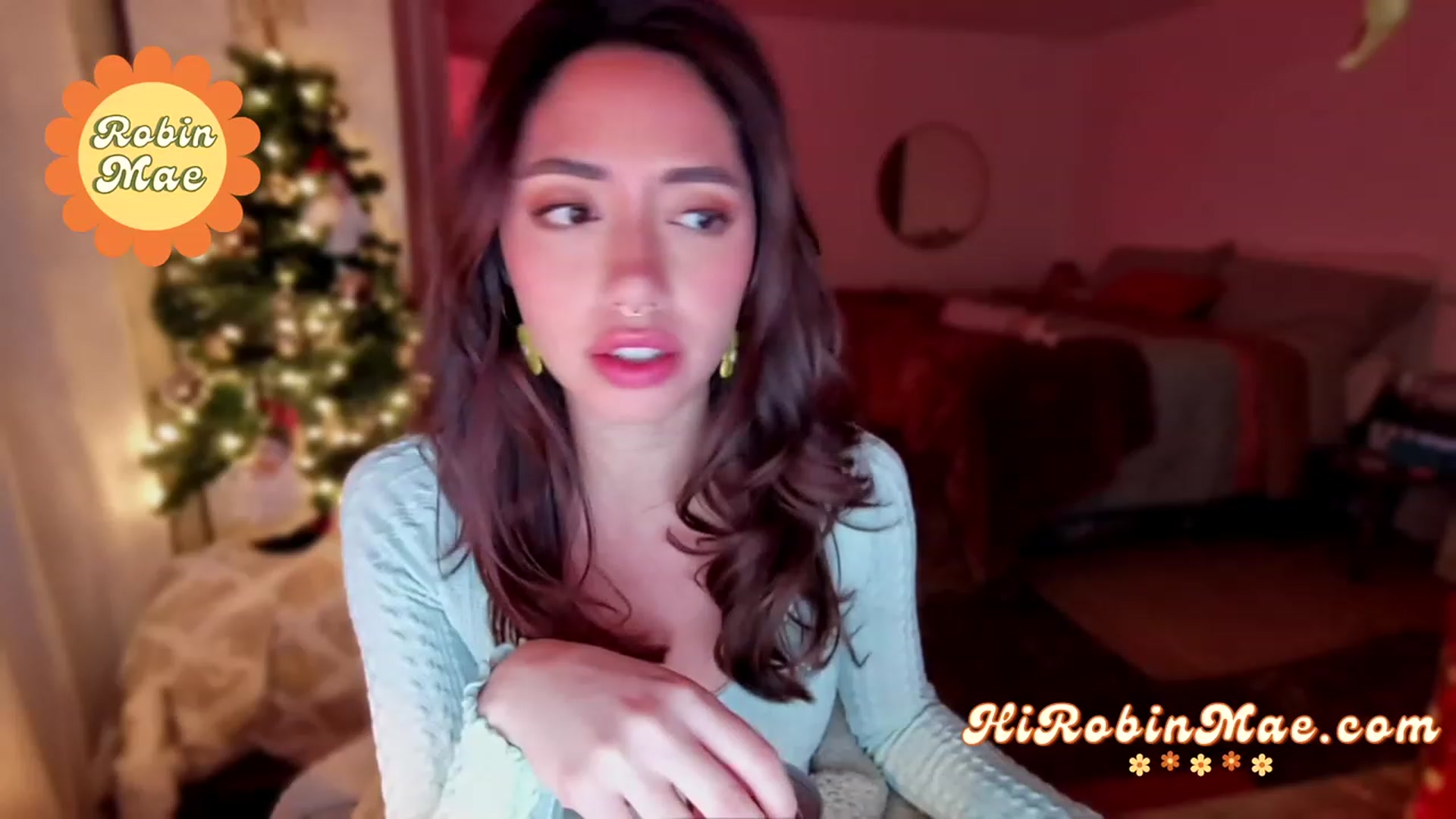 Gallery image thumbnail from RobinMae's myfreecams stream on, 12/10/2022, 05:31 image 19 of 20