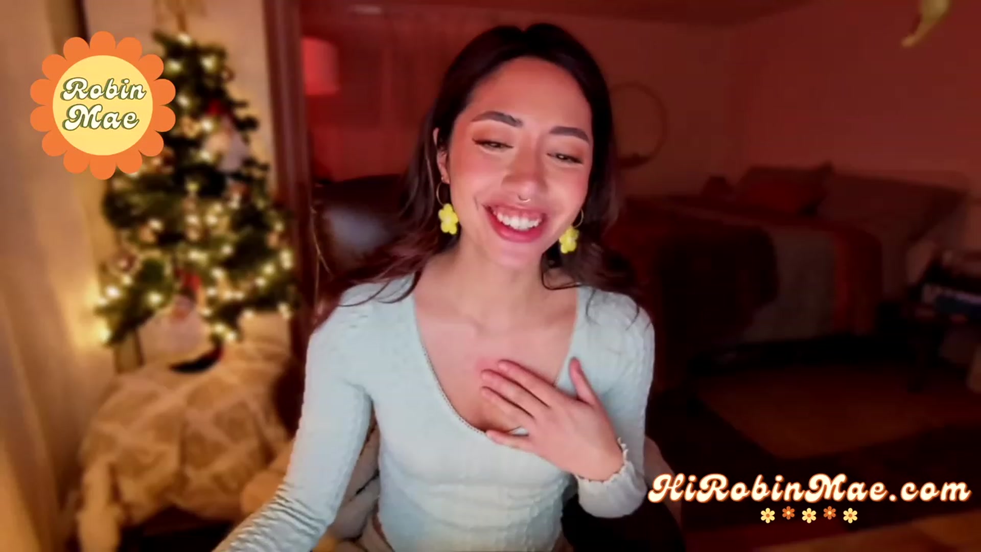 Gallery image thumbnail from RobinMae's myfreecams stream on, 12/10/2022, 05:31 image 11 of 20
