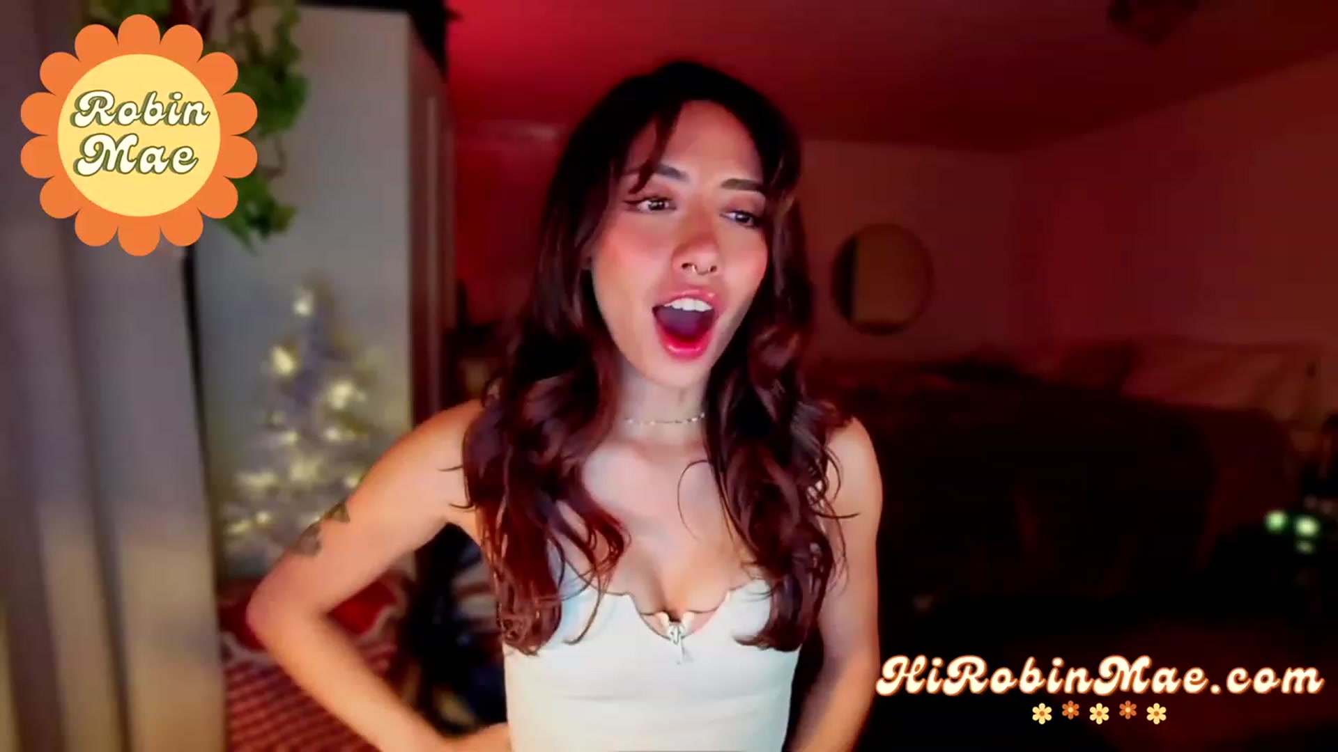 Gallery image thumbnail from RobinMae's myfreecams stream on, 12/30/2022, 04:22 image 6 of 20