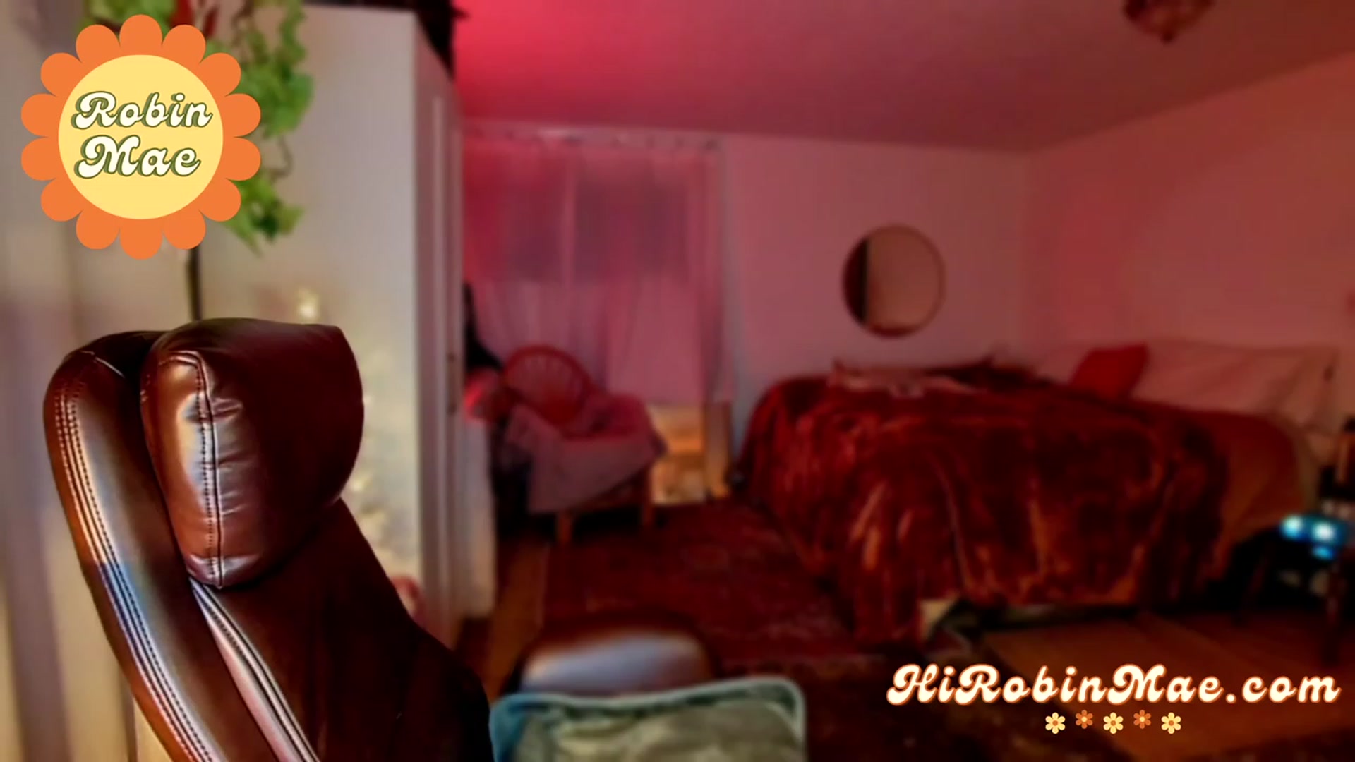 Gallery image thumbnail from RobinMae's myfreecams stream on, 12/30/2022, 04:22 image 7 of 20