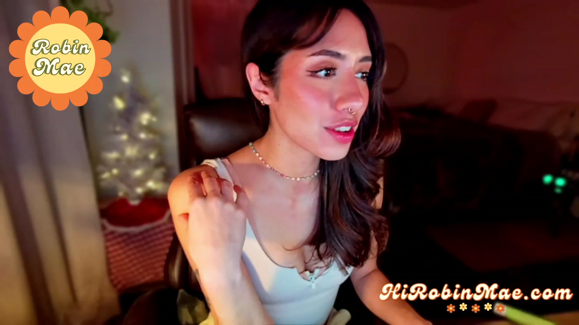 Gallery image thumbnail from RobinMae's myfreecams stream on, 12/30/2022, 04:22 image 20 of 20