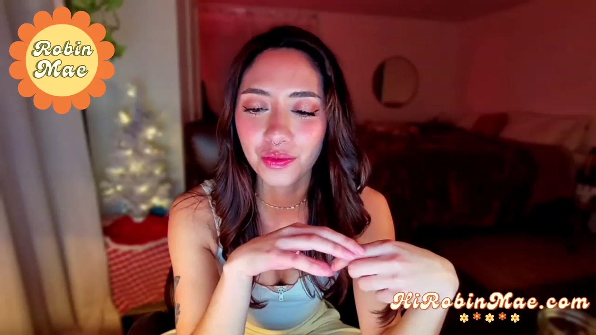Gallery image thumbnail from RobinMae's myfreecams stream on, 12/30/2022, 06:40 image 2 of 20