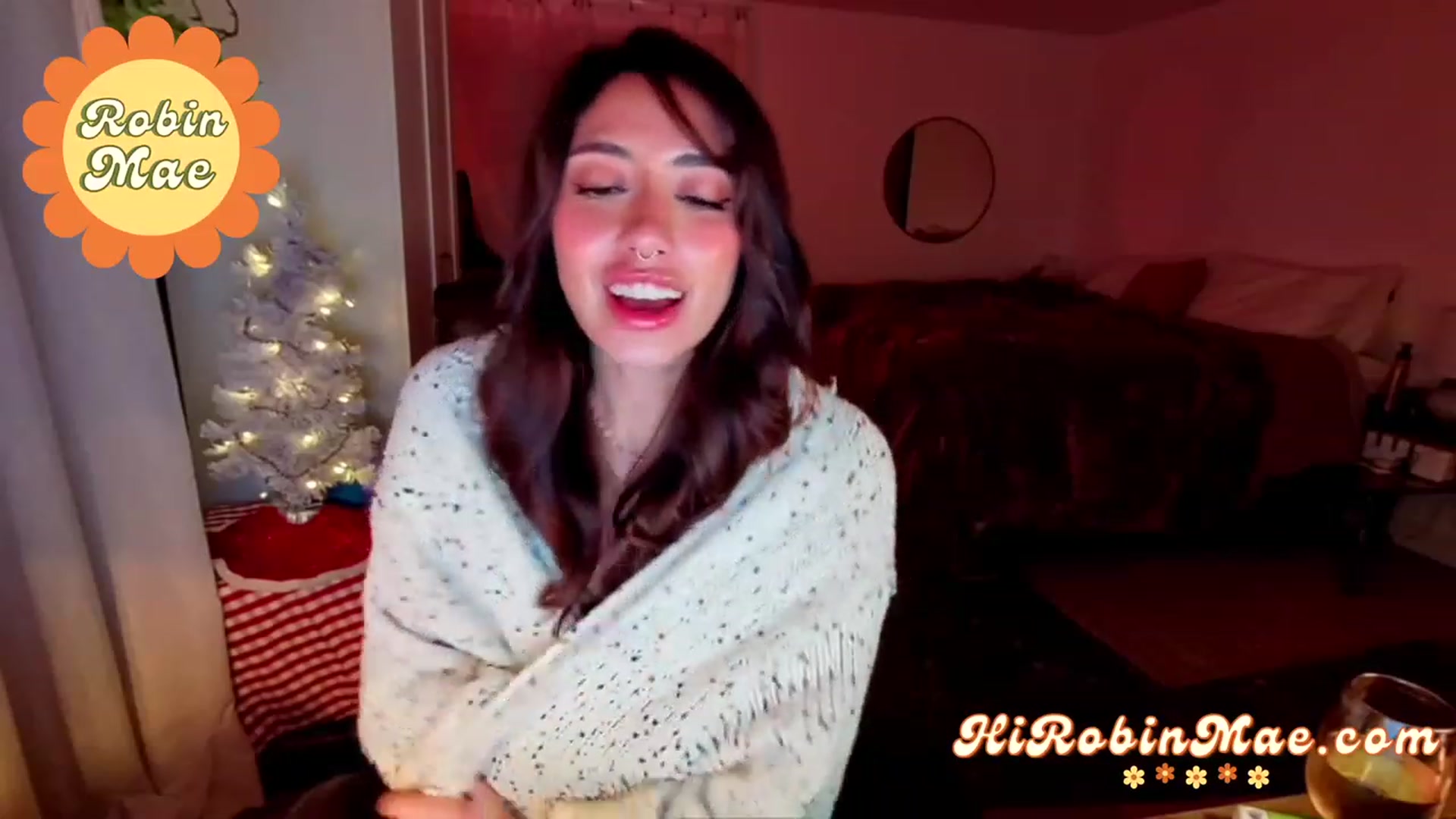 Gallery image thumbnail from RobinMae's myfreecams stream on, 12/30/2022, 07:33 image 4 of 20